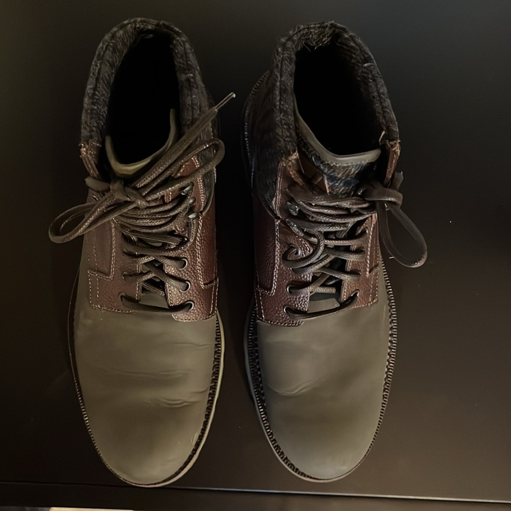 Louis Vuitton Boots - Picture 14 of 14